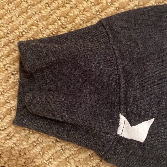 Black Star Hoodie Crew Neck - Picture 2 of 3